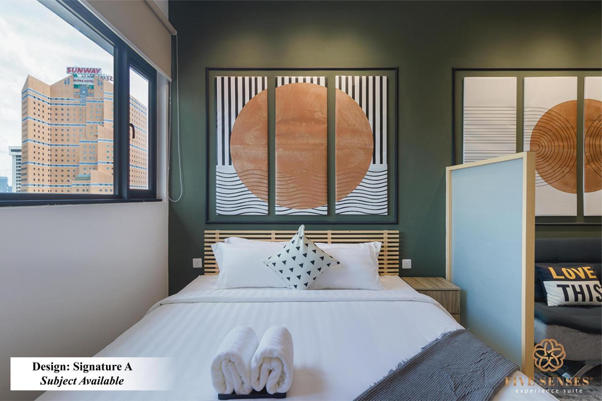 Chambers By Roam Apartment