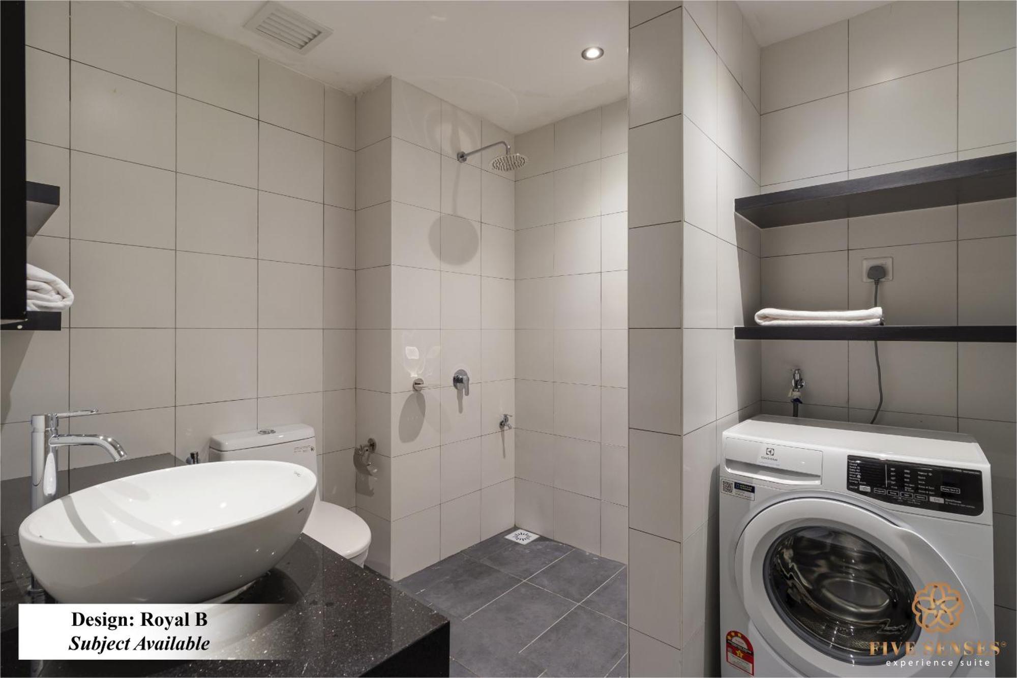 Chambers By Roam Apartment