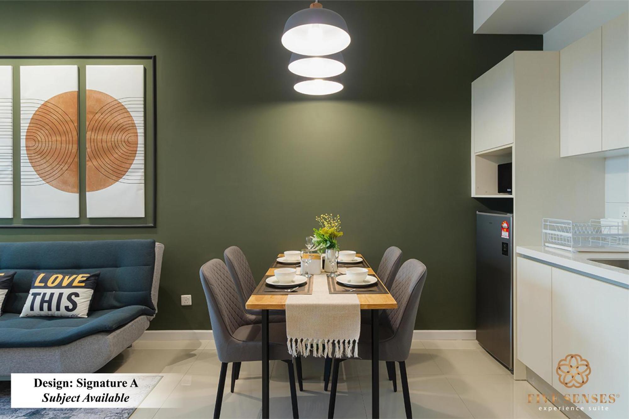 Chambers By Roam Apartment *