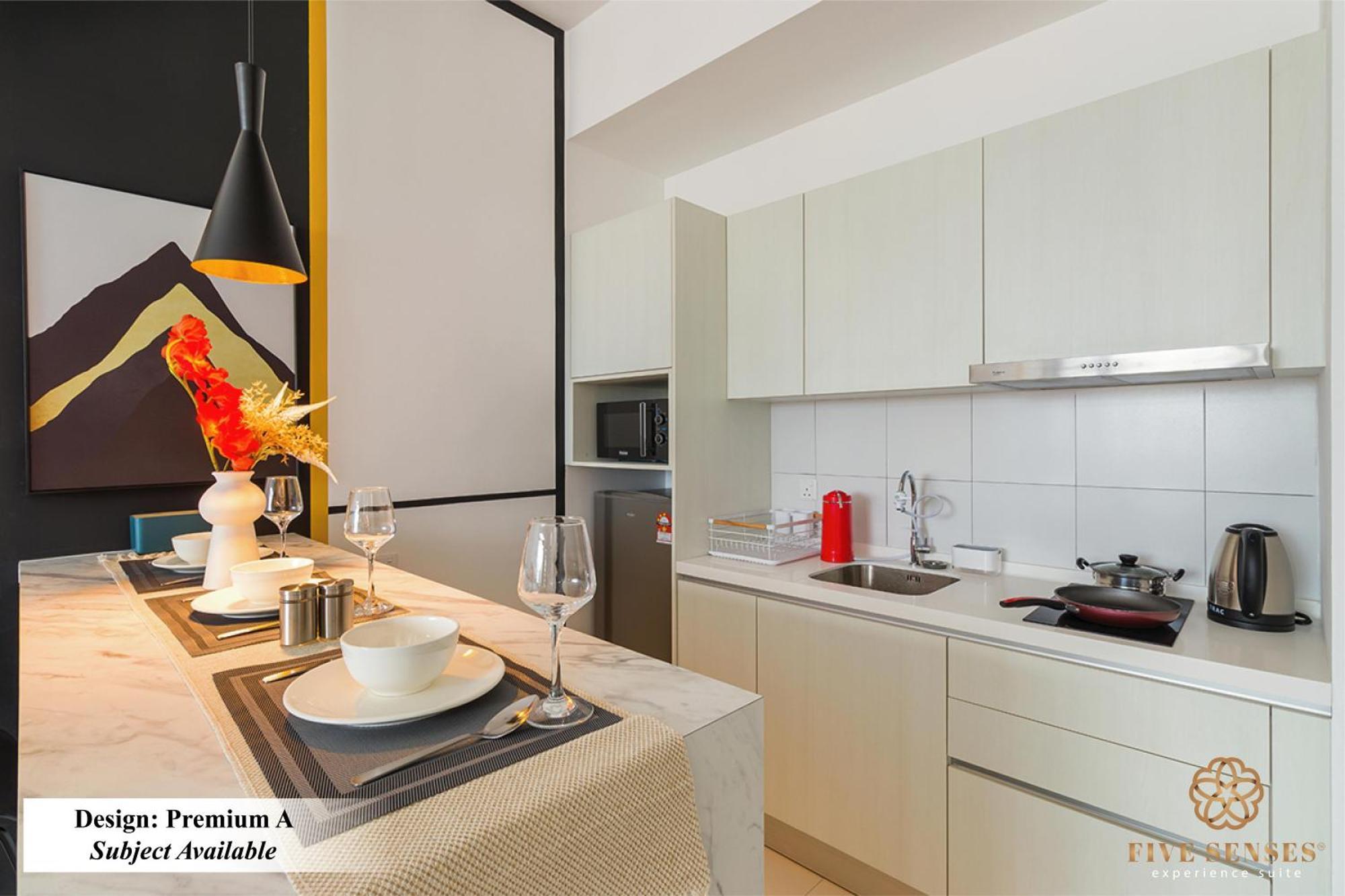 Apartment Chambers By Roam *